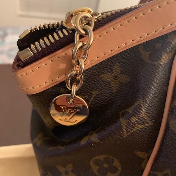 💕 Louis Vuitton 💝 Tívoli GM - Picture 4 of 7